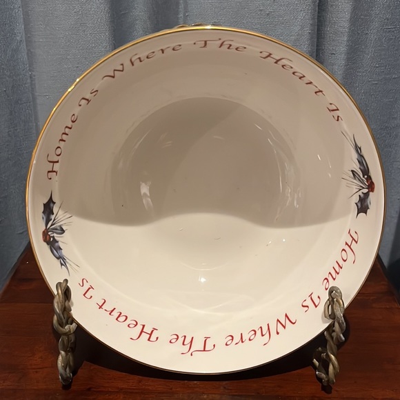 Lenox Winter Greetings Sentiment Bowl  "Home is Where the Heart Is" Original Box - Picture 7 of 16